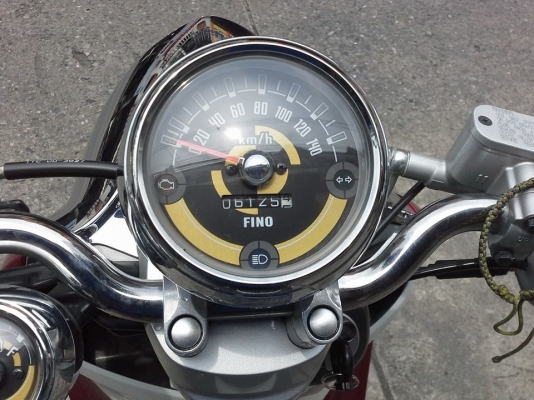 Fino ปี 57 หัวฉีด ตัวใหม่ล่าสุด เครื่องแน่นกริ๊บ ชุดสีมีแตก ต้องเปลี่ยน เปลี่ยนชุดสีแล้วเหมือนรถป้ายแดงแน่นอน หลุดจำนำ โอนไม้ได้ ต่อภาษี พรบ.ขับได้ปกติ มีเอกสารจำนำ สำเนาหน้าเล่ม บัตรเจ้าของให้ ราคา 14,