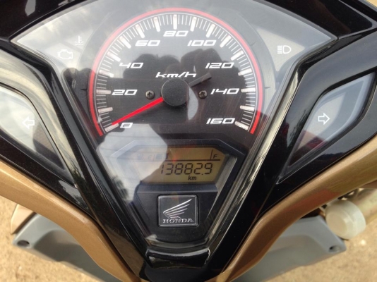 ข้าย honda click 125 i 28500 บาท