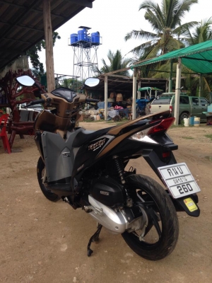 ข้าย honda click 125 i 28500 บาท