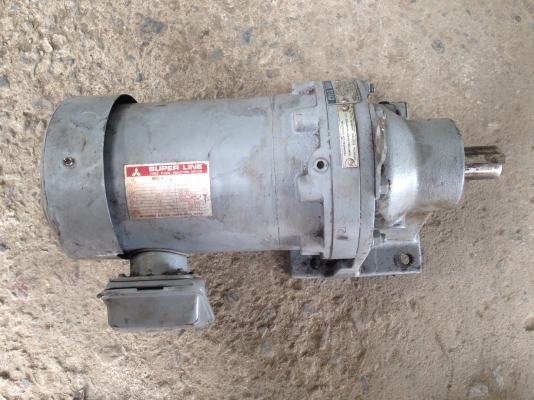 ขายมอเตอร์เกียร์ Cycro drive มอเตอร์ Mitsubishi หัวเกียร์ Sumitomo ขนาด 1/2 HP. 380 V อัตราทด 1:43 สภาพสวย วิ่งนิ่ม พร้อมใช้งาน มี 2 ตัว ครับ ขายมอเตอร์เกียร์ Cycro drive มอเตอร์ Mitsubishi หัวเกียร์ Sumitomo ขนาด 1/2 HP. 380 V อัตราทด 1:43 สภาพสวย วิ่งนิ่ม พร้อมใช้งาน มี 2 ตัว ครับ