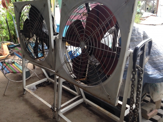 ขายพัดลมโรงงาน มอเตอร์ Toshiba 1 HP. 220V ไฟบ้าน ขนาดใบพัด 70 cm. สภาพสวย วิ่งนิ่ม ลมแรง พร้อมใช้งาน มี 2 ตัวครับ ขายพัดลมโรงงาน มอเตอร์ Toshiba 1 HP. 220V ไฟบ้าน ขนาดใบพัด 70 cm. สภาพสวย วิ่งนิ่ม ลมแรง พร้อมใช้งาน มี 2 ตัวครับ