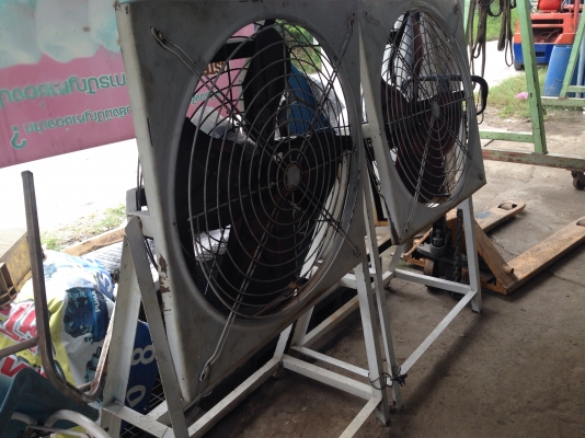 ขายพัดลมโรงงาน มอเตอร์ Toshiba 1 HP. 220V ไฟบ้าน ขนาดใบพัด 70 cm. สภาพสวย วิ่งนิ่ม ลมแรง พร้อมใช้งาน มี 2 ตัวครับ ขายพัดลมโรงงาน มอเตอร์ Toshiba 1 HP. 220V ไฟบ้าน ขนาดใบพัด 70 cm. สภาพสวย วิ่งนิ่ม ลมแรง พร้อมใช้งาน มี 2 ตัวครับ