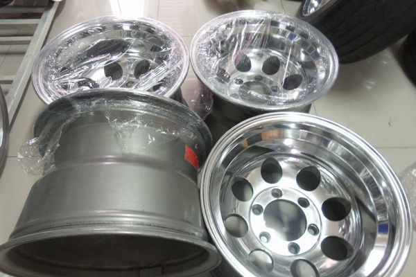 ล้อหยดน้ำ 15x10 ET-46 สภาพใหม่มาก ราคา 22000บาท