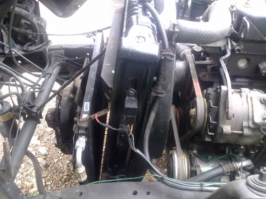 ขายหกล้อ ISUZU NPR 115 แอร์ ขายหกล้อ ISUZU NPR 115 แอร์