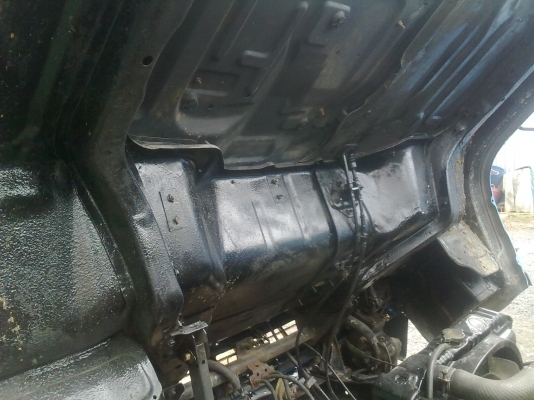 ขายหกล้อ ISUZU NPR 115 แอร์ ขายหกล้อ ISUZU NPR 115 แอร์