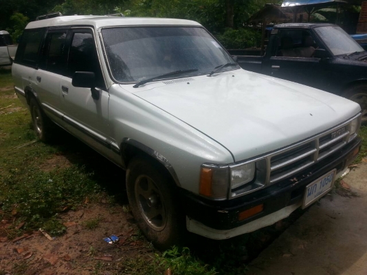 ขายรถVAN TOYOTA สภาพสวย เครื่องดี ภายในสวย เอกสารพร้อมโอน สนใจโทร090-8588220คุณนะ ID:narong498 หรือ www.truck.in.th/498