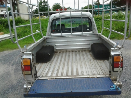 มาสด้าแฟมิเลีย เครื่อง1.4 5 เกียร์ แค้ปใหญ่หลังคาสูง รถพร้อมใช้เครื่องช่วงล่างดีแอร์เย็น ขายไม่แพง