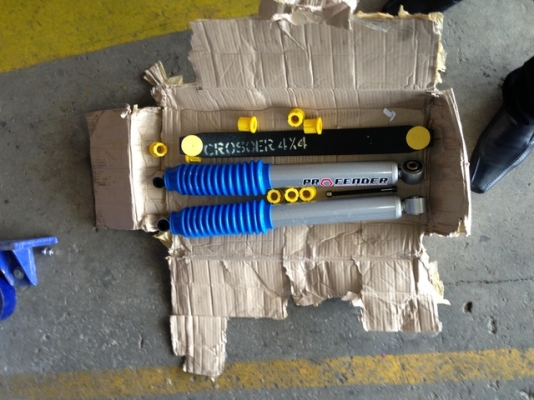 รับแก้ปัญหาช่วงล่าง รถกระบะ Ford by Shock Profender