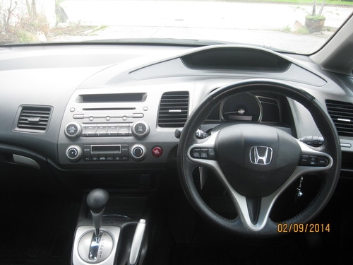 ต้องการขายรถยนต์ HONDA CIVIC ปี2011 เดิมบางทั้งคัน ราคาไม่แพง