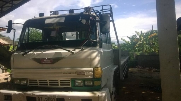 หกล้อ HENO  FF177  พื้นเรียบ 7.20เมตร