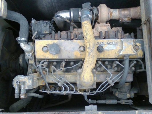 ขาย KOMATSU PC 200-5 ซีเรียล5xxxxxคอนโทรนยาว สภาพสวยพร้อมใช้ ราคาต่อรองได้ ติดต่อได้ที่คุณ อ๊อฟ พิจิตร 086-737-9991