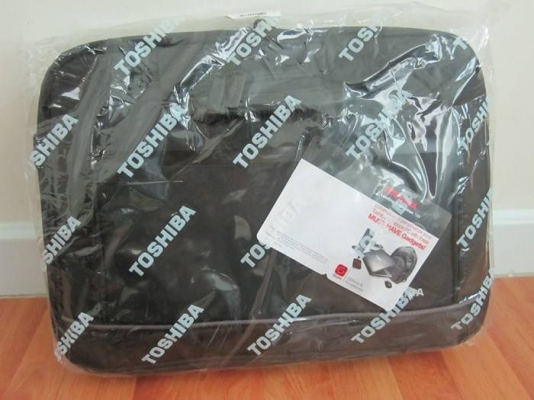 กระเป๋า NOTEBOOK TOSHIBA  ของใหม่,ของแท้ ราคา 599 บาท ค่าจัดส่ง 50 บาท