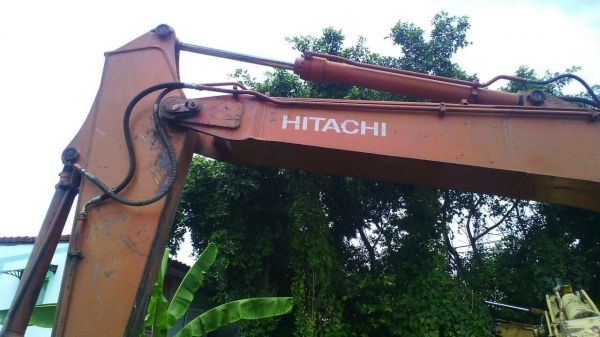 ขายCAT320V2 สภาพสวยพร้อใช้ ราคาต่อรองได้ ติดต่อได้ คุณอ๊อฟ พิจิตร 086-737-9991