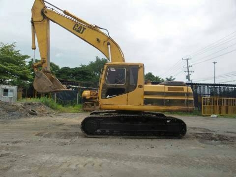 ขายCAT320V2 สภาพสวยพร้อใช้ ราคาต่อรองได้ ติดต่อได้ คุณอ๊อฟ พิจิตร 086-737-9991