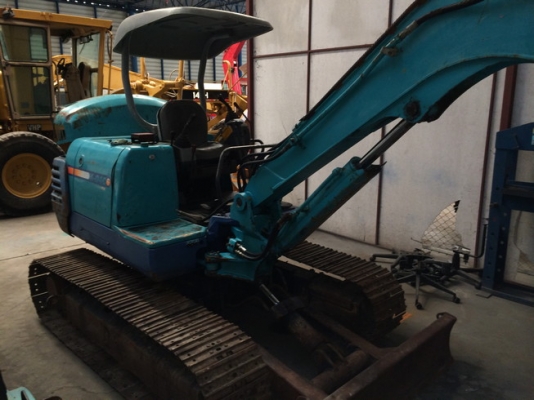 รถขุดเล็ก Kubota K-040 เทียบเท่า PC40-7 นำเข้าจากญี่ปุ่น ขายถูก ๆ ครับ