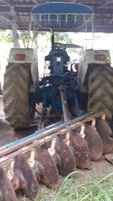 ขายฟอร์ด6600 พร้อมใบมีดดันดินหน้า กับผานพรวน