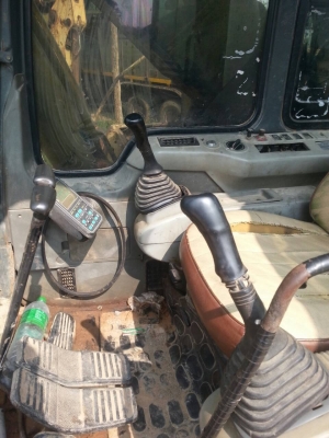 ขายKOMATSU PC120-5 อิมวอย สภาพสวยพร้อมใช้ ราคาต่อรองได้ ติดต่อได้ที่คุณ อ๊อฟ พิจิตร 086-737-9991 ขายKOMATSU PC120-5 อิมวอย สภาพสวยพร้อมใช้ ราคาต่อรองได้ ติดต่อได้ที่คุณ อ๊อฟ พิจิตร 086-737-9991