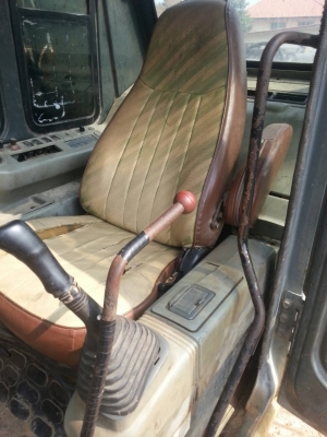 ขายKOMATSU PC120-5 อิมวอย สภาพสวยพร้อมใช้ ราคาต่อรองได้ ติดต่อได้ที่คุณ อ๊อฟ พิจิตร 086-737-9991 ขายKOMATSU PC120-5 อิมวอย สภาพสวยพร้อมใช้ ราคาต่อรองได้ ติดต่อได้ที่คุณ อ๊อฟ พิจิตร 086-737-9991