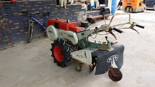 รถไถเดินตาม YANMAR  เครื่องยนต์ดีเซล เก่าญี่ปุ่น   เครื่องยนต์ติดง่าย  สภาพดีพร้อมใช้งาน