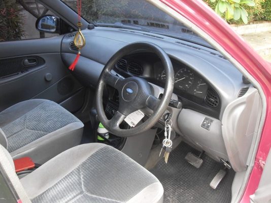 ขาย FORD แอดปราย 1.3 สวยๆ ปี96 ราคามอร์ไซ