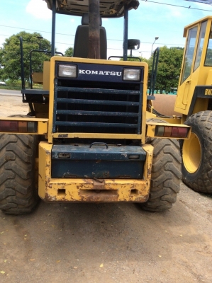 ขายรถตักKOMATSU 510  สภาพสวยพร้อมใช้ ราคาต่อรองได้ ที่คุูณอ๊อฟ พิจิตร 086-737-9991