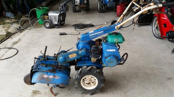 รถไถเดินตาม ISEKI  5 แรง  เก่าญี่ปุ่น   เครื่องยนต์ติดง่าย  สภาพดีพร้อมใช้งาน