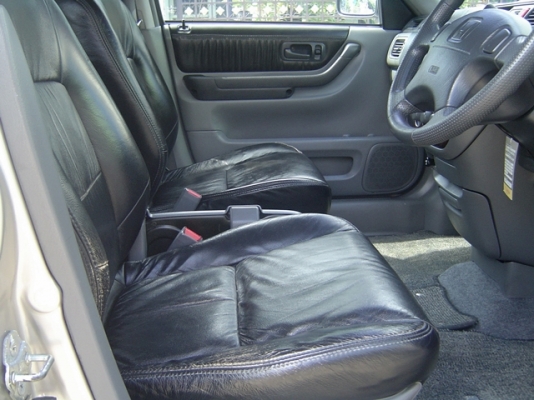 HONDA CRV 2.0 EXi ปี 2000 มือเดียวออกห้างสภาพดีมากๆ