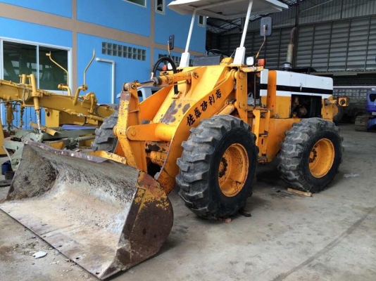 ขายรถตักKOMATSU 510  สภาพสวยพร้อมใช้ ราคาต่อรองได้ ที่คุูณอ๊อฟ พิจิตร 086-737-9991