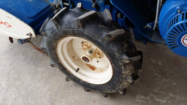 รถไถเดินตาม ISEKI  7 แรง  เก่าญี่ปุ่น   เครื่องยนต์ติดง่าย  สภาพดีพร้อมใช้งาน