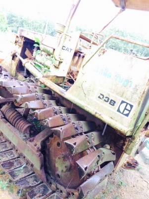 ขาย รถแทรคเตอร์ CAT D3B ครับ ขาย รถแทรคเตอร์ CAT D3B ครับ