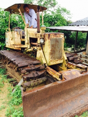 ขาย รถแทรคเตอร์ CAT D3B ครับ ขาย รถแทรคเตอร์ CAT D3B ครับ