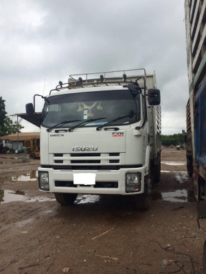 รถบรรทุกสิบล้อ ISUZU FVM 300แรงม้า กระบะบรรทุกไม่ดั๊ม สภาพสวย เอกสารพร้อมโอน