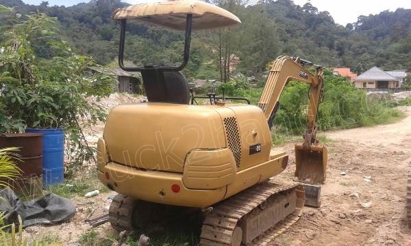 รถแบคโฮ KOMATSU PC20 รุ่น 7 รถแบคโฮ KOMATSU PC20 รุ่น 7