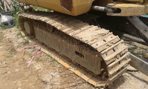 รถแบคโฮ KOMATSU PC20 รุ่น 7 รถแบคโฮ KOMATSU PC20 รุ่น 7