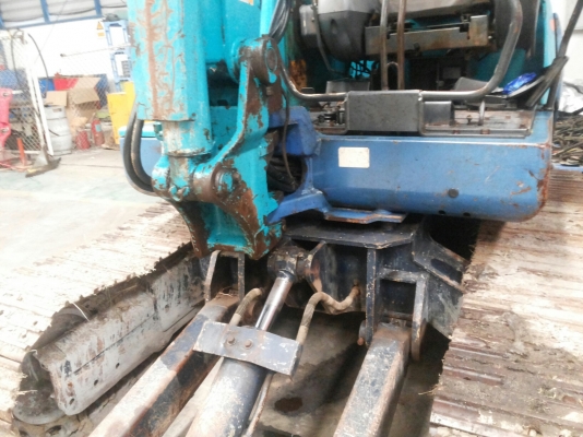 Kubota K-040 สนใจโทร 083 081 2889 ฟ้า