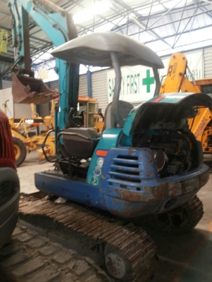 Kubota K-040 สนใจโทร 083 081 2889 ฟ้า