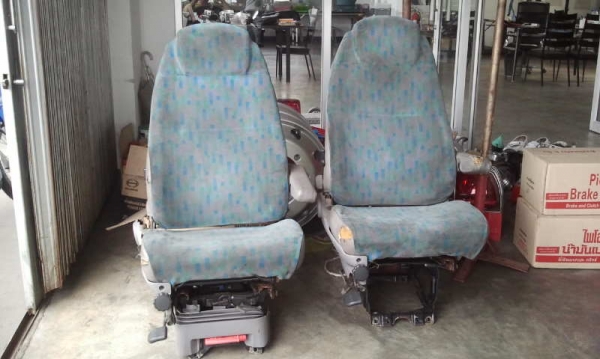 ขายอะไหล่เก่ารถ10ล้อทุกยี่ห้อ