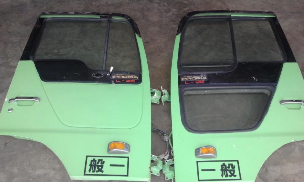 ขายอะไหล่เก่ารถ10ล้อทุกยี่ห้อ