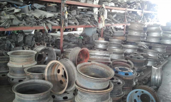 ขายอะไหล่เก่ารถ10ล้อทุกยี่ห้อ