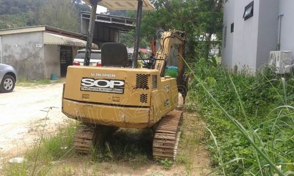 รถแบคโฮ KOMATSU PC20 รุ่น 5