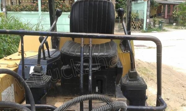 รถแบคโฮ KOMATSU PC20 รุ่น 5