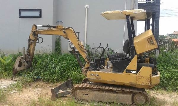 รถแบคโฮ KOMATSU PC20 รุ่น 5