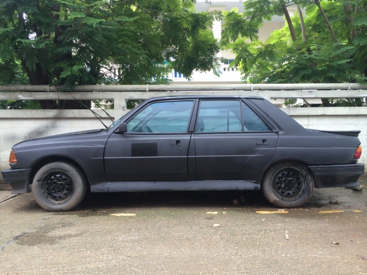 Peugeot 305 ชุดแต่งรอบคันหายาก รถขับได้ แอร์เย็น มีเล่ม Peugeot 305 ชุดแต่งรอบคันหายาก รถขับได้ แอร์เย็น มีเล่ม
