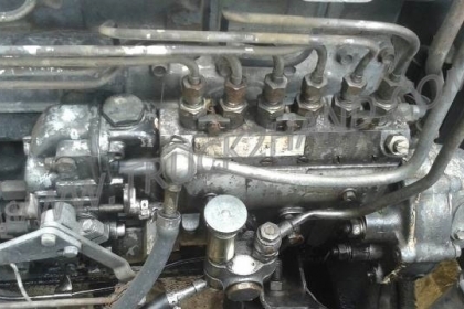 รถแบคโฮ HITACHI EX200 รุ่น 1สภาพพร้อมใช้ รถแบคโฮ HITACHI EX200 รุ่น 1สภาพพร้อมใช้