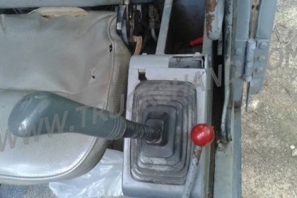 รถแบคโฮ HITACHI EX200 รุ่น 1สภาพพร้อมใช้ รถแบคโฮ HITACHI EX200 รุ่น 1สภาพพร้อมใช้