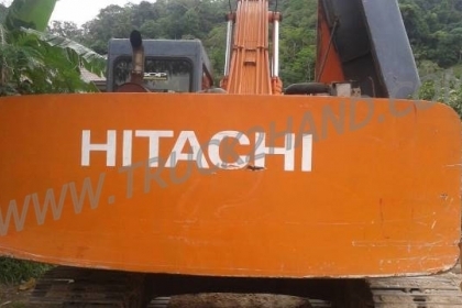 รถแบคโฮ HITACHI EX200 รุ่น 1สภาพพร้อมใช้ รถแบคโฮ HITACHI EX200 รุ่น 1สภาพพร้อมใช้