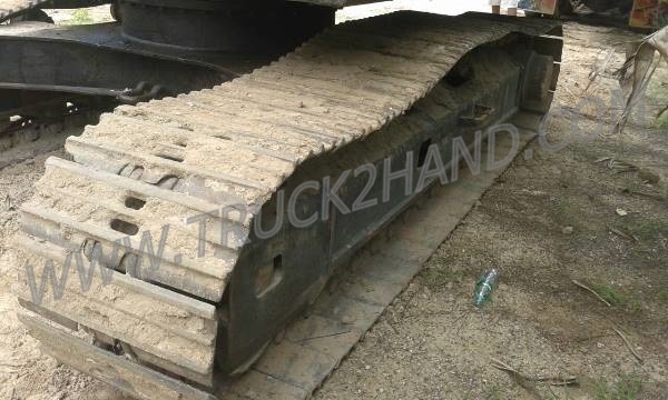 รถแบคโฮ HITACHI EX200 รุ่น 1สภาพพร้อมใช้ รถแบคโฮ HITACHI EX200 รุ่น 1สภาพพร้อมใช้