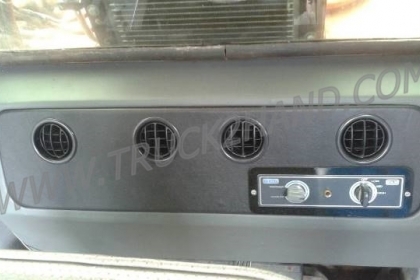 รถแบคโฮ HITACHI EX200 รุ่น 1สภาพพร้อมใช้ รถแบคโฮ HITACHI EX200 รุ่น 1สภาพพร้อมใช้