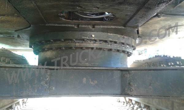 รถแบคโฮ HITACHI EX200 รุ่น 1สภาพพร้อมใช้ รถแบคโฮ HITACHI EX200 รุ่น 1สภาพพร้อมใช้