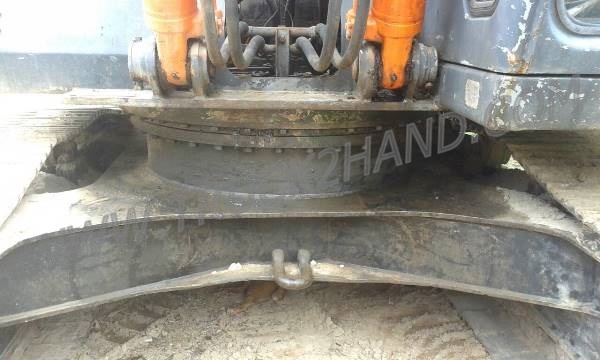 รถแบคโฮ HITACHI EX200 รุ่น 1สภาพพร้อมใช้ รถแบคโฮ HITACHI EX200 รุ่น 1สภาพพร้อมใช้